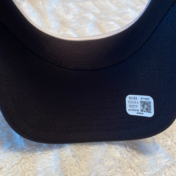 Adidas women’s aero ready match visor black - Picture 6 of 8